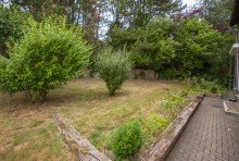 Garten Kapitalanlage mit Balkon & Stellplatz