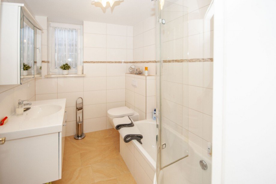 Badezimmer II Einfamilienhaus Braunlage / Hohegei�