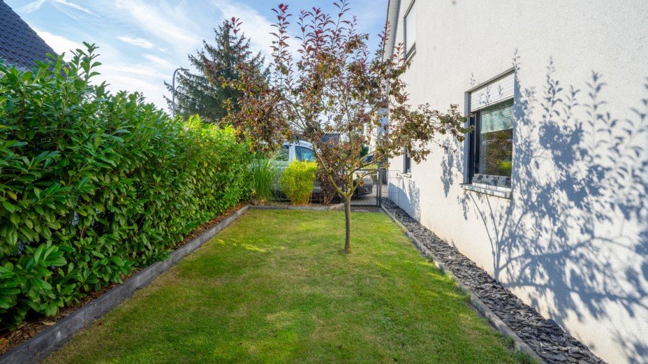 Seitenansicht Einfamilienhaus Braunschweig / Watenb�ttel