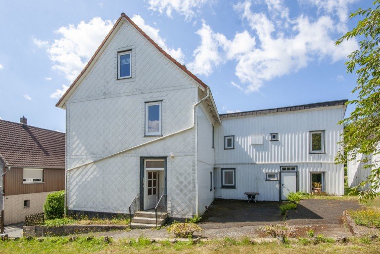 Aussenansicht Langelsheim / Wolfshagen im Harz Zweifamilienhaus Haus im Gr�nen mit zus�tzlichem Appartement