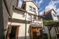 Bild (2ecfc1ecb24e735d7845de1b636e18c8): Denkmal-Reihenhaus in Top-Altstadtlage - vermietetes Anlageobjekt