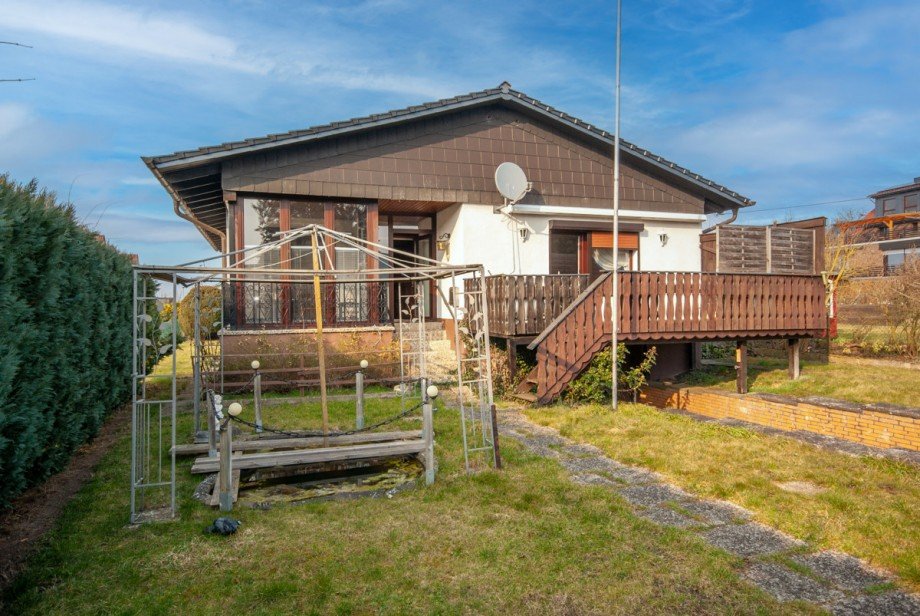 Aussenansicht Einfamilienhaus Liebenburg / D�rnten