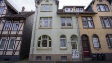 Stra�enansicht Gepflegte Wohnung mit Garten in Goslar