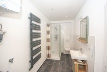 EG - Badezimmer Attraktive Kombination aus Wohnen und Vermieten in Bad Harzburg