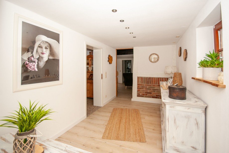 Flur Einfamilienhaus Schladen / Wehre
