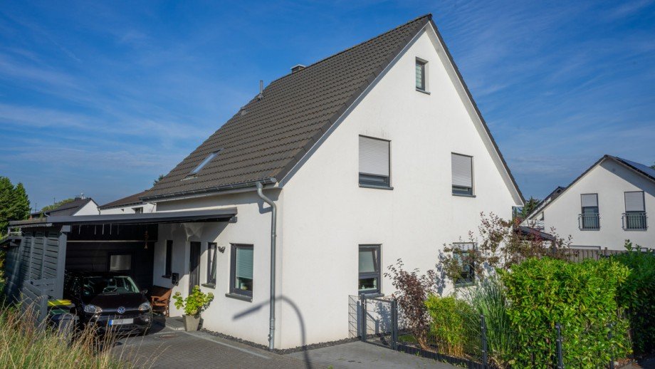 Stra�enansicht Haus Watenb�ttel Einfamilienhaus Braunschweig / Watenb�ttel