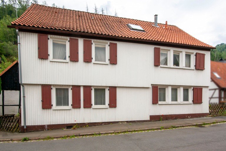Aussenansicht Goslar / Oker Zweifamilienhaus Zweifamilienhaus mit zus�tzlichem Appartement in Goslar-Oker