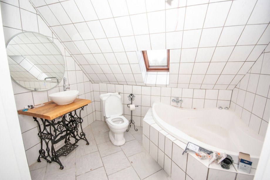 Badezimmer - DG Mehrfamilienhaus Clausthal-Zellerfeld