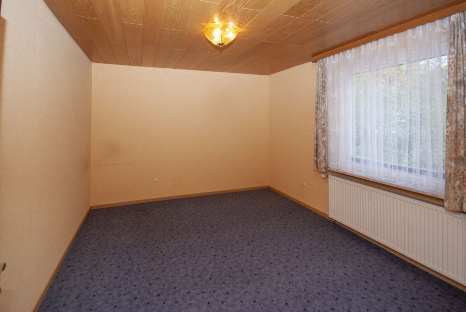 Schlafzimmer Reihenmittelhaus Goslar / J�rgenohl