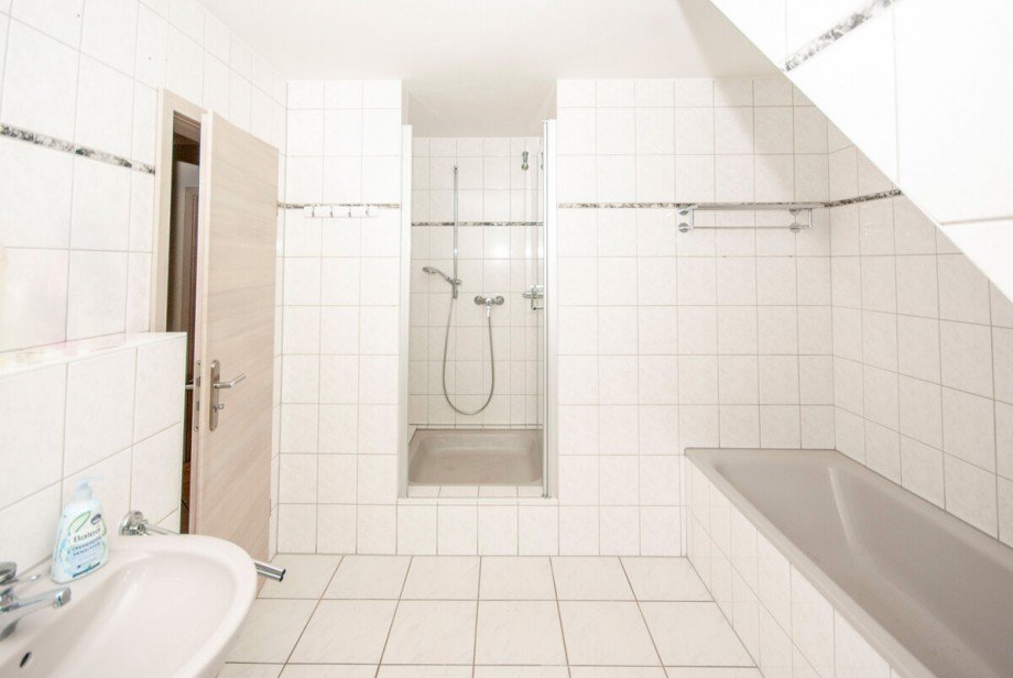 Badezimmer Dachgeschosswohnung Goslar / Ohlhof