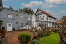 Hauptansicht Anwesen Wehre Liebevoll saniertes Einfamilienhaus in Schladen Wehre
