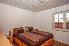 Schlafzimmer Gro�z�giges Anwesen mit Wohnhaus, Scheune und viel Platz in Immenrode