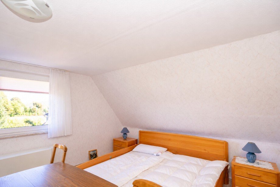 Schlafzimmer I - DG Einfamilienhaus Langelsheim