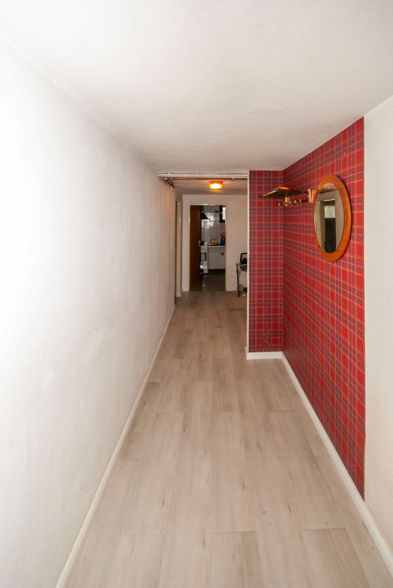 Flur Keller Einfamilienhaus Liebenburg / D�rnten