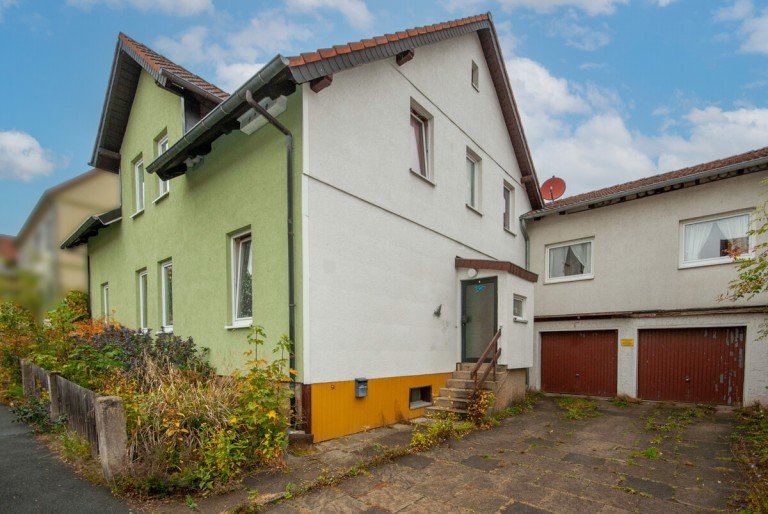 Aussenansicht Goslar / Oker Zweifamilienhaus Investitionsobjekt mit Potenzial in Oker