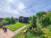 Garten mit Terrasse Komfortable Erdgeschosswohnung mit S�dterrasse und Garten