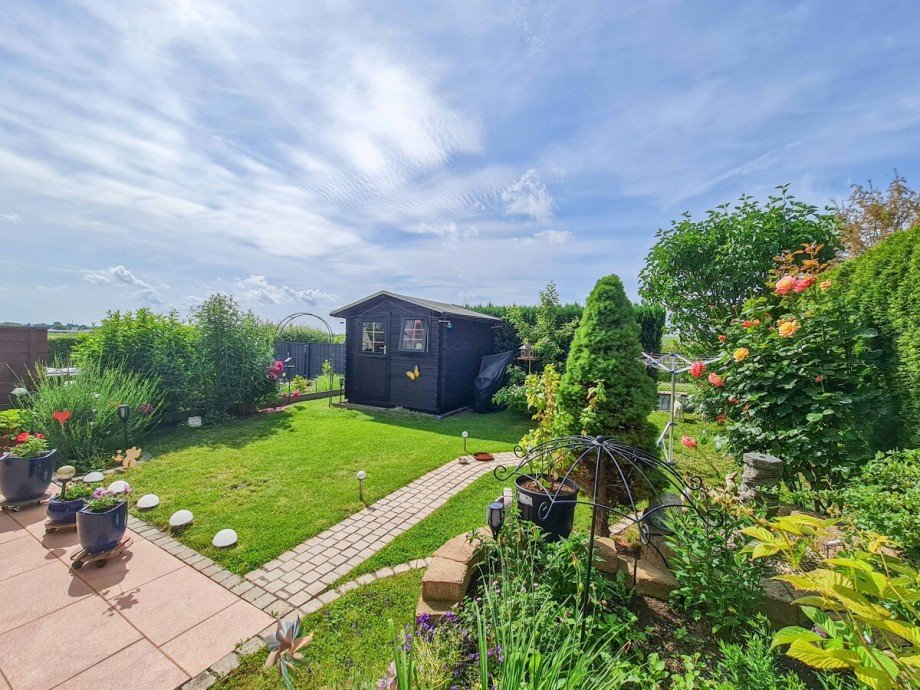 Garten mit Terrasse Erdgeschosswohnung Salzgitter / Thiede