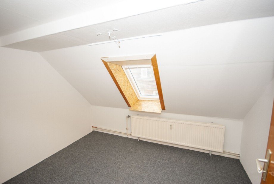 DG rechts - Zimmer I Mehrfamilienhaus Clausthal-Zellerfeld / Buntenbock