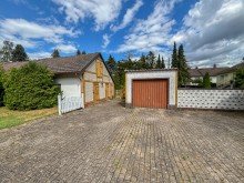 Hof und Garage Familienfreundliches Wohnen mit gro�em Grundst�ck in Astfeld