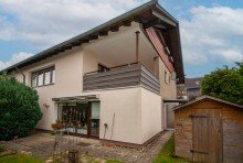 Aussenansicht Dreifamilienhaus in Hahndorf