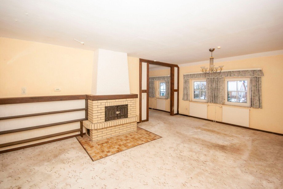 Wohnzimmer mit Essbereich Einfamilienhaus Schladen