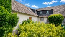 Aussenansicht Gro�z�giges Wohnhaus mit Weitblick und gro�em Grundst�ck in Gro� D�hren