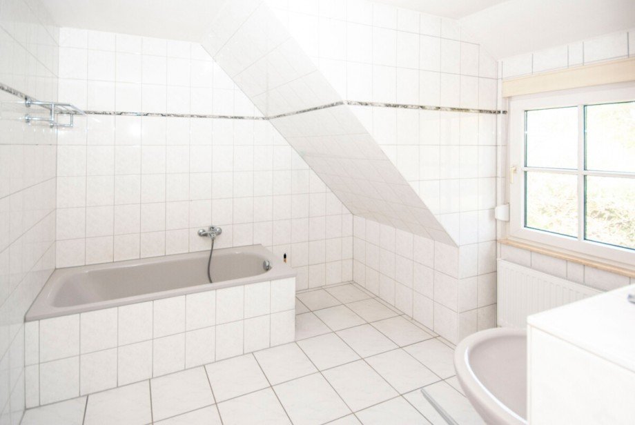 Badezimmer Dachgeschosswohnung Goslar / Ohlhof
