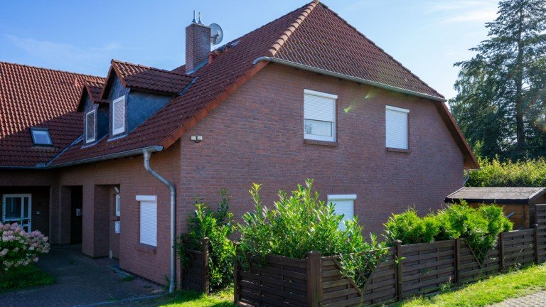 Hausansicht Hillerse Reiheneckhaus Reihenendhaus mit Fu�bodenheizung in Hillerse