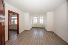 3.OG - Wohnzimmer IIII Historisches Mehrfamilienhaus - Gepflegte Kapitalanlage
