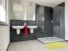 Dusche Verkauft: Traumhaftes Architektenhaus mit Effizienzklasse A+