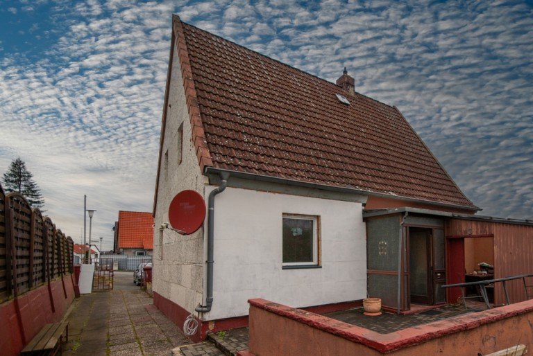 Eingang + Terrasse Goslar / Oker Einfamilienhaus Siedlungshaus mit Doppelgarage auf gro�em Grundst�ck!