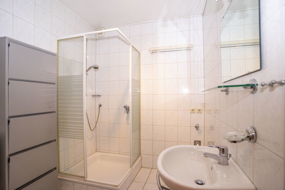 Duschbad Erdgeschosswohnung Gro� Schw�lper