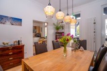 Essbereich Gro�z�gige Wohnung mit Balkon